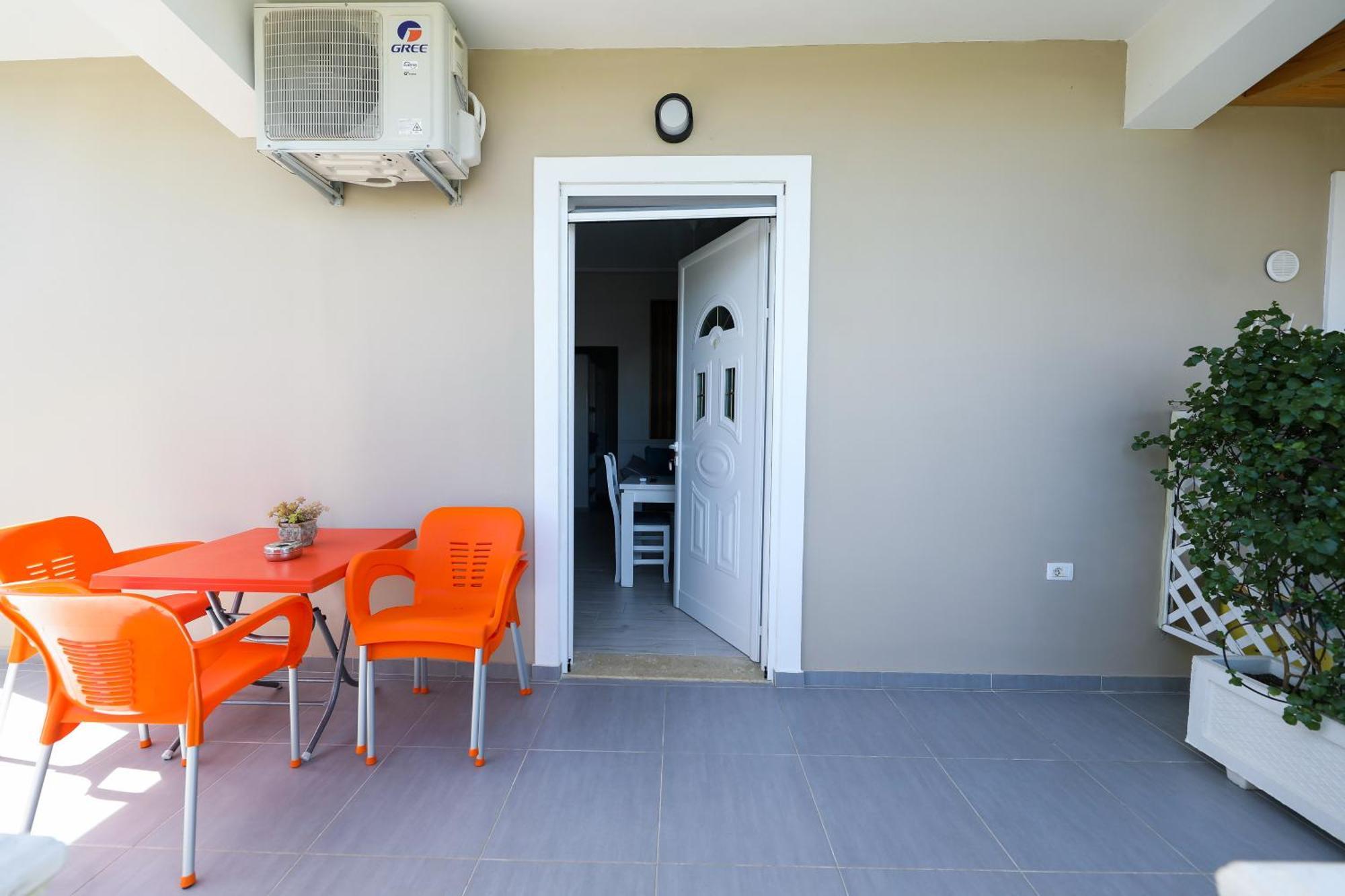 Guest House Narta Vlorë Esterno foto