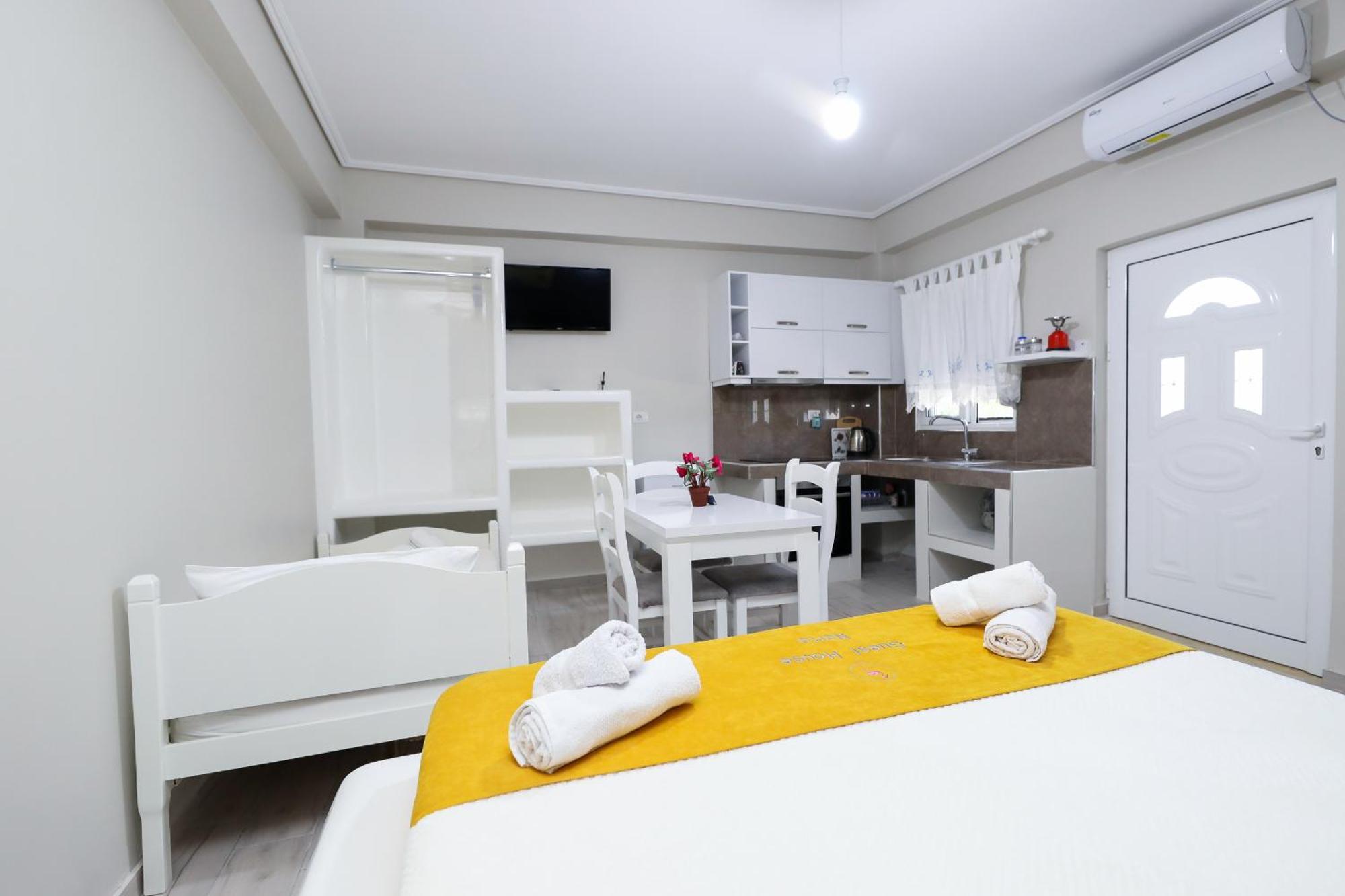 Guest House Narta Vlorë Esterno foto